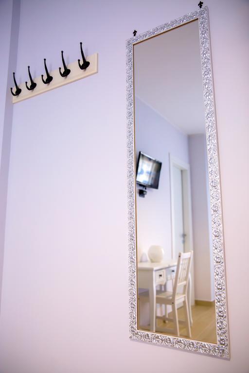 פומפיי Gleda Rooms In The Square חדר תמונה
