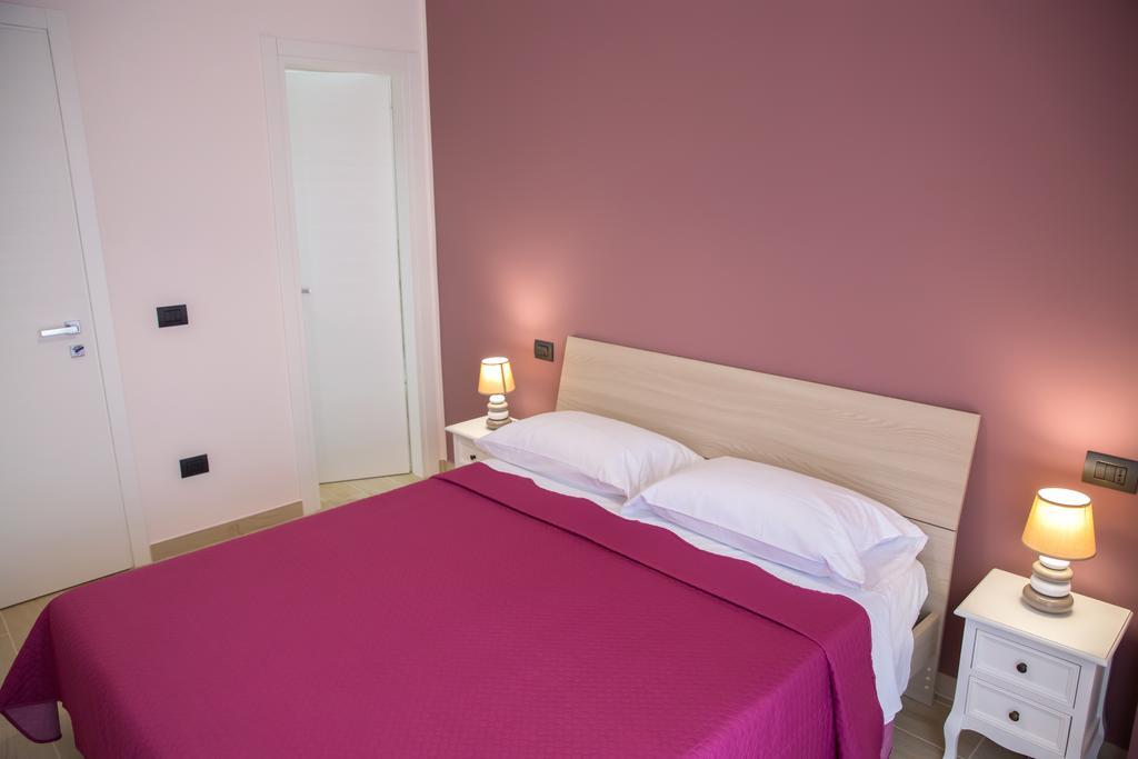פומפיי Gleda Rooms In The Square חדר תמונה