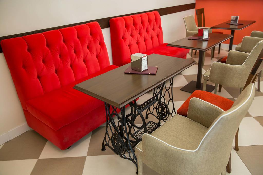 פומפיי Gleda Rooms In The Square מראה חיצוני תמונה